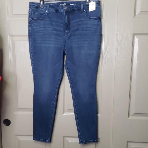 NWT Terra & Sky Plus High Rise Dark Blue Skinny Jeans Size 18W - Picture 4 of 8